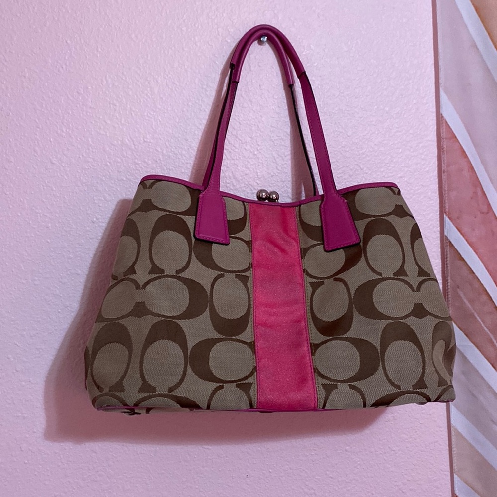 Coach shoulder bag